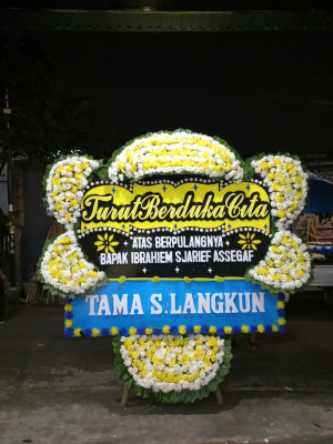 Papan Bunga Duka di Sidoarjo